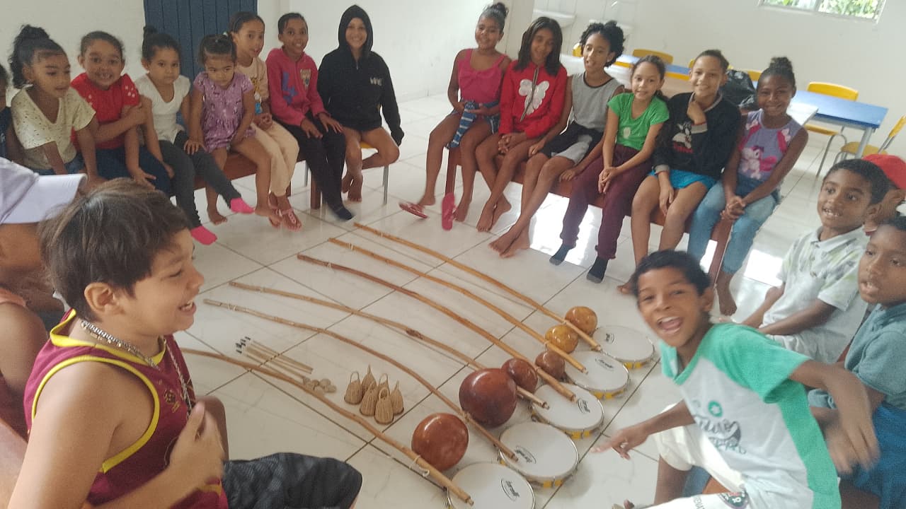 Imagem de roda de capoeira